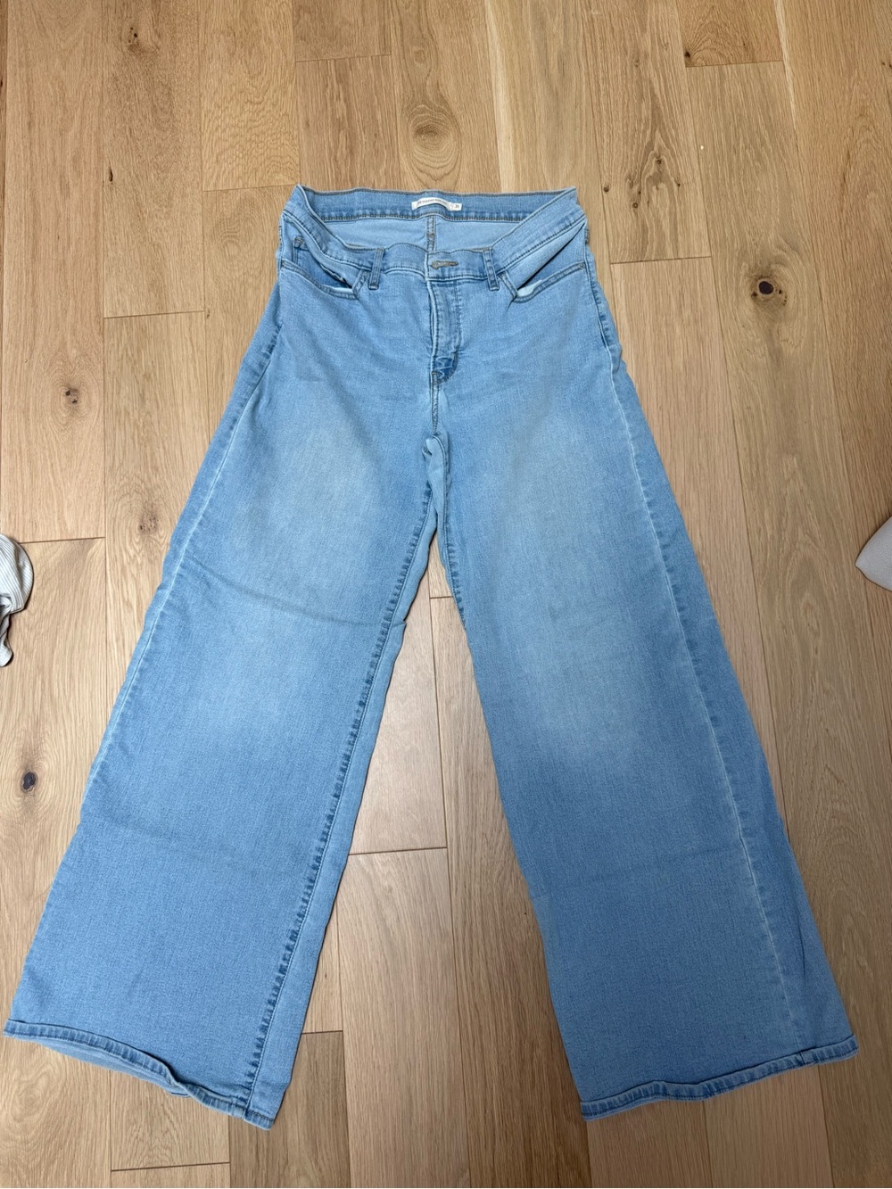 Levi’s 318 shaping Wide-Leg Women’s Jeans